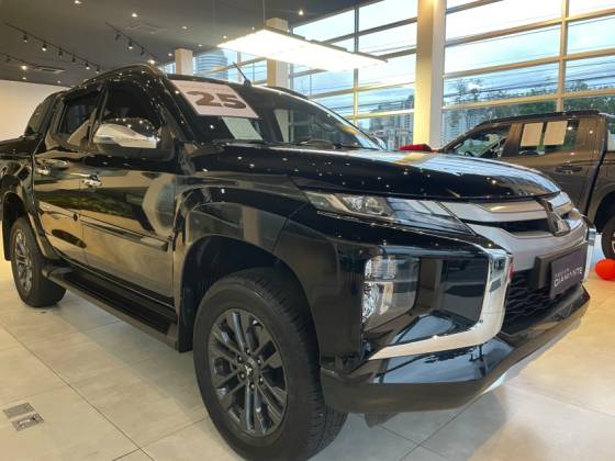 MITSUBISHI L200 TRITON 2.4 16V TURBO DIESEL SPORT HPE CD 4P 4X4 AUTOMÁTICO MITSUBISHI L200 TRITON 2.4 16V TURBO DIESEL SPORT HPE CD 4P 4X4 AUTOMÁTICO